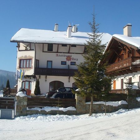 Hotel Alpenhof Pansion Slavske Esterno foto