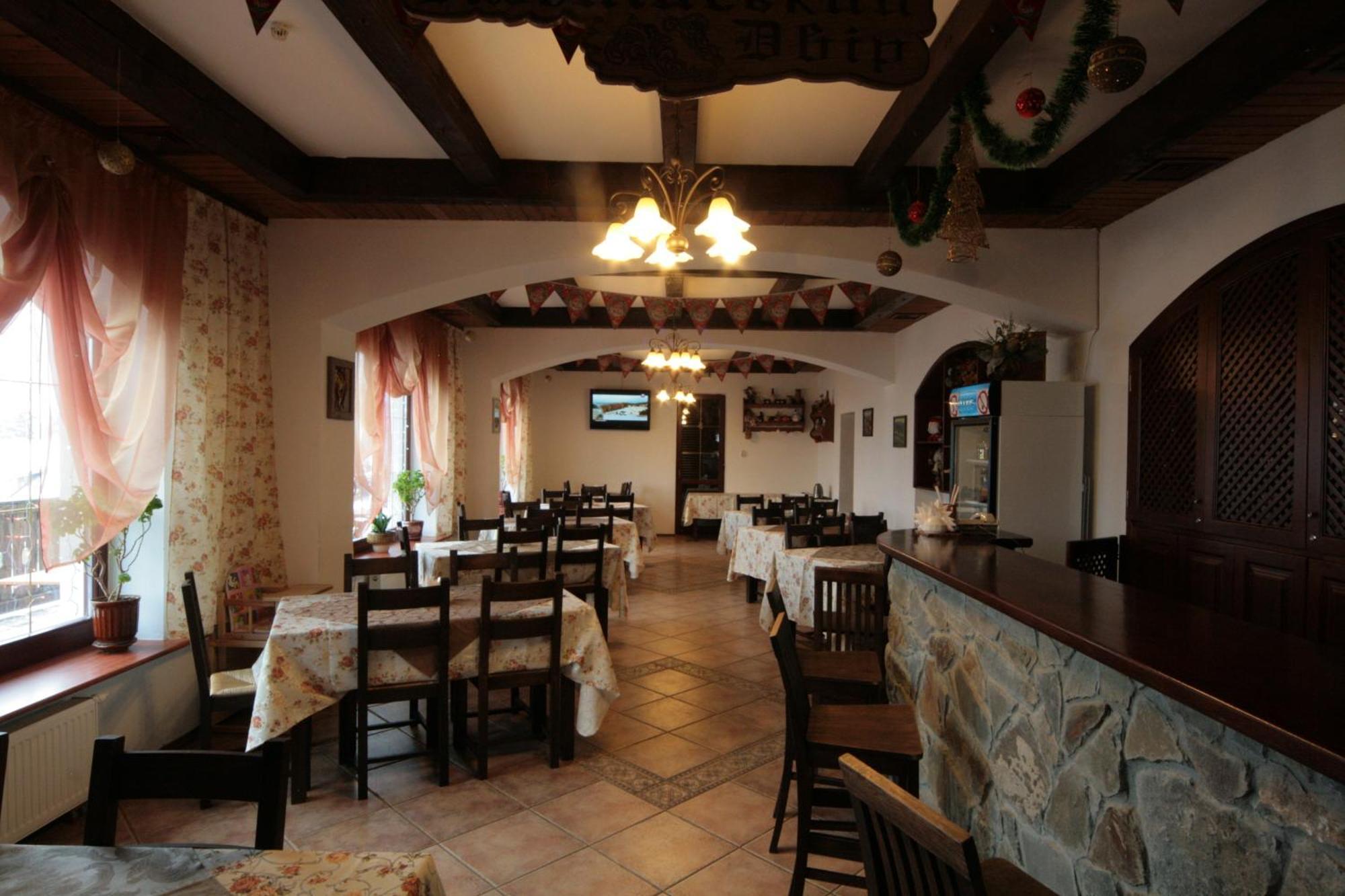 Hotel Alpenhof Pansion Slavske Esterno foto