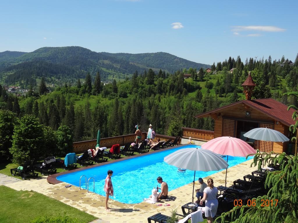 Hotel Alpenhof Pansion Slavske Esterno foto